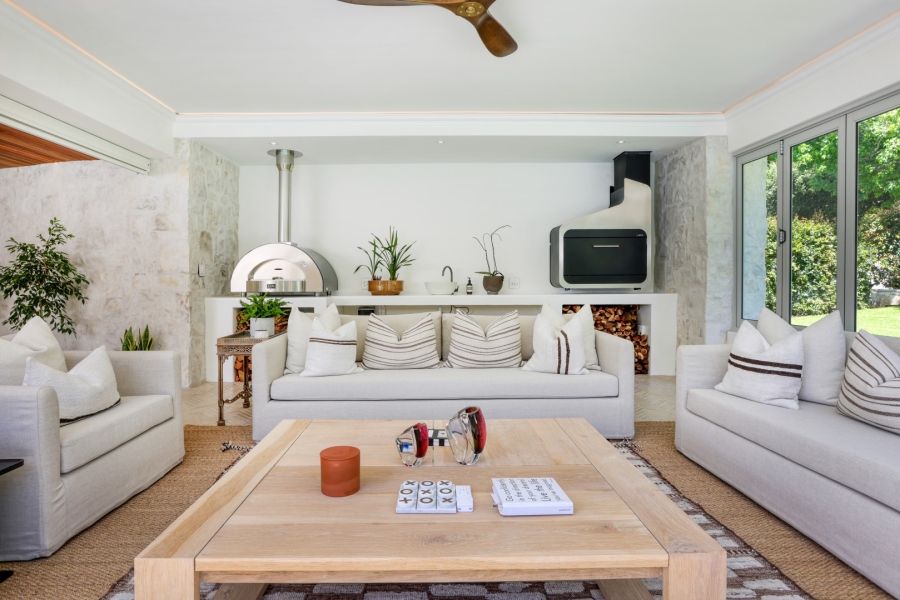 5 Bedroom Property for Sale in Constantia Western Cape